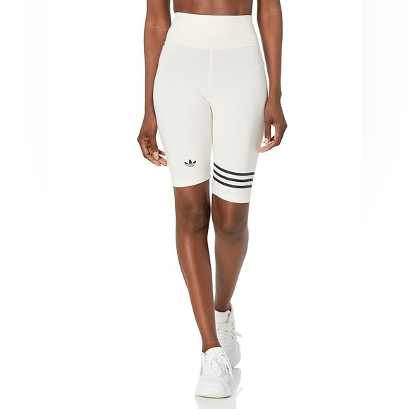 adidas Originals Women's Adicolor Neuclassics Bike Short - Picture 3 of 5